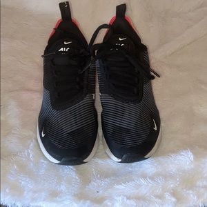 Girl’s NIKE AIRMAX 270